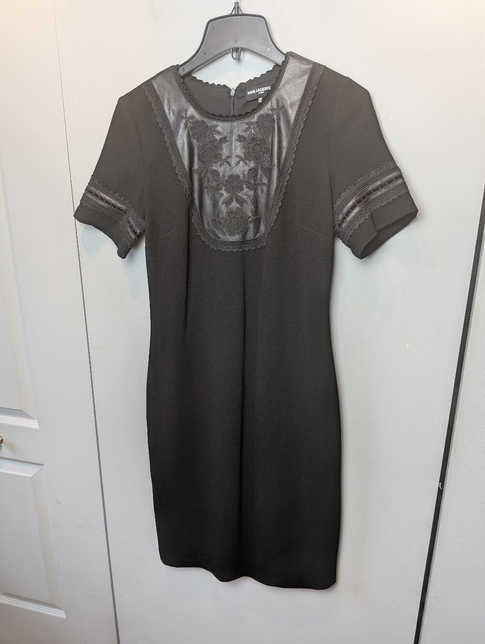 KARL LAGERFELD Black Mini Dress Short Sleeve Size 4 Lined Back Zipper Coquette